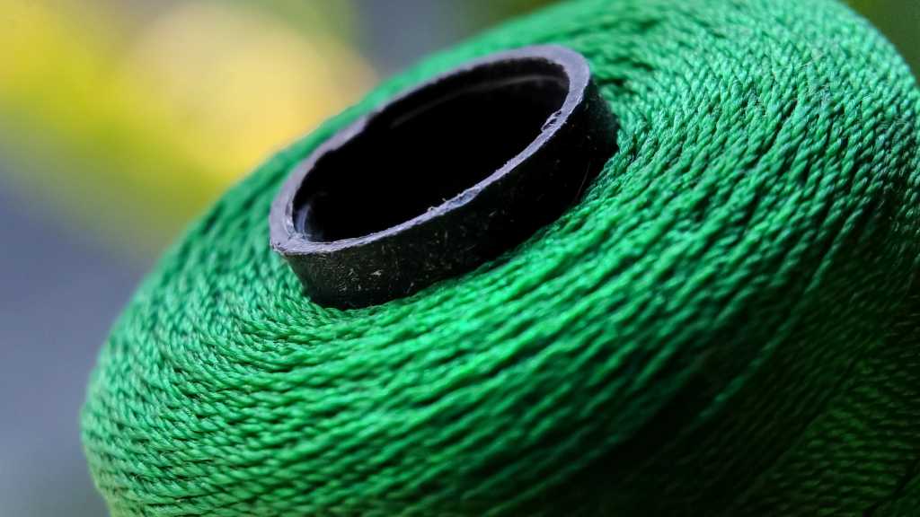 Thread Green 16z9